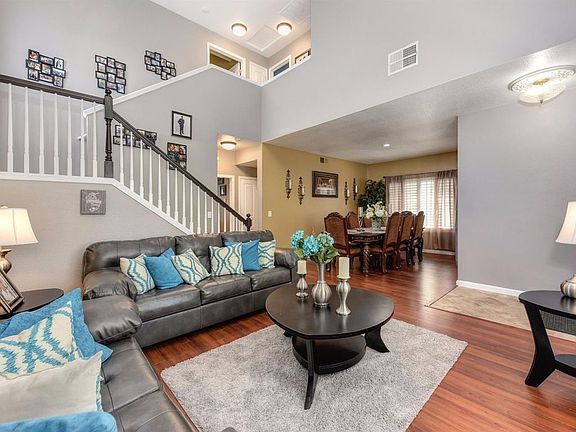 3rd image of 9363 Cedarview Way
