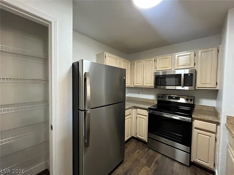 555 E Silverado Ranch Blvd #1089 — Photo 16
