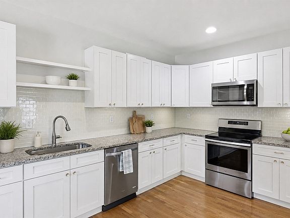 3rd image of 94 Summit St #2