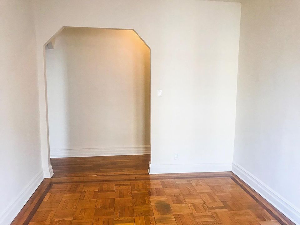1st image of 8260 116th St #2nd