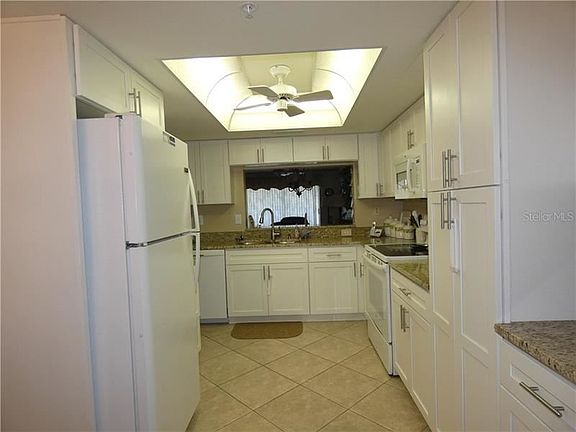 5th image of 9300 Clubside Cir Unit 1207