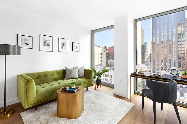 Sold by Reuveni LLC | media 22