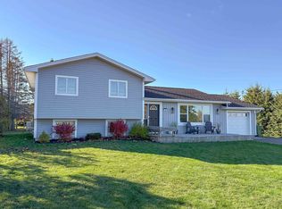 70 Mason Rd, Stratford, PE C1B 2G4