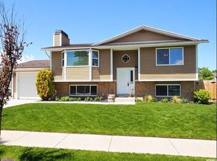 6306 S Hopi Cir, West Jordan, UT 84081