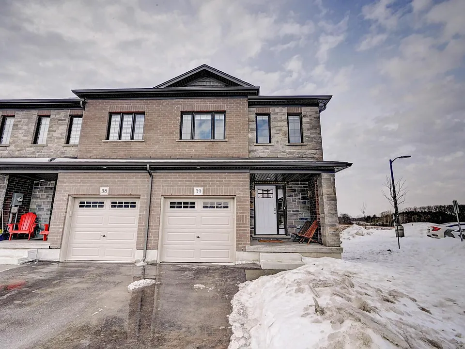 135 Hardcastle Dr #39