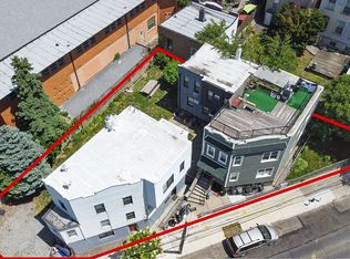 56-31 64th St #5FAM, Maspeth, NY 11378