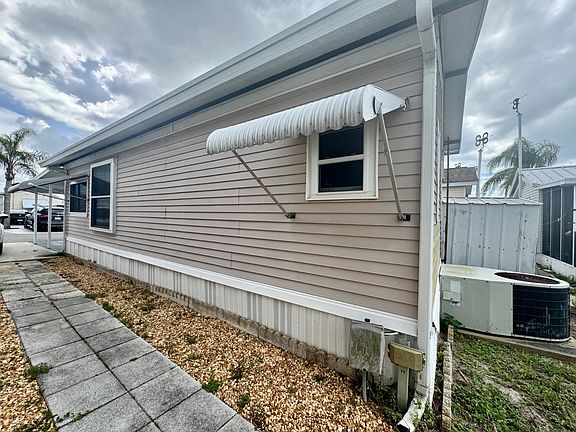 4th image of 6735 Hammock Rd #179