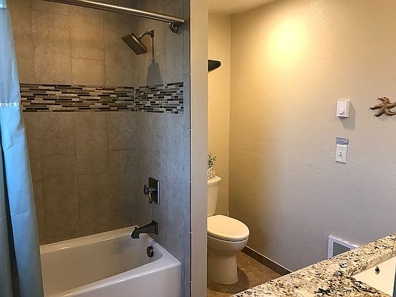 4th image of 6640 Neptune Ave