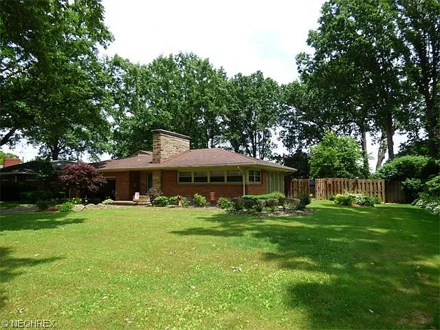 277 Marwood Dr SE photo 1