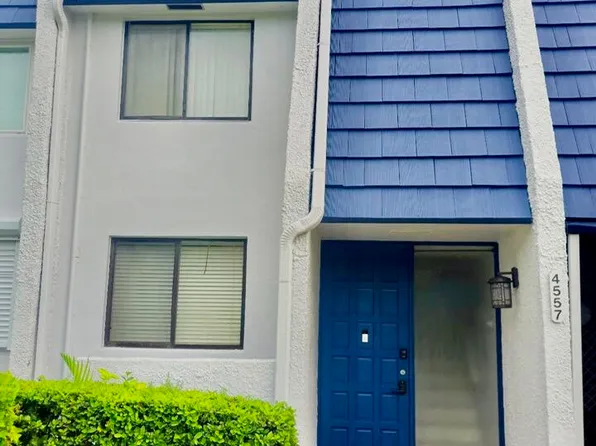 4557 Luxemburg Ct, Lake Worth, FL 33467
