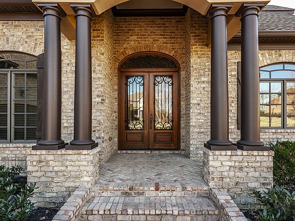 2nd image of 1234 Potter Ln