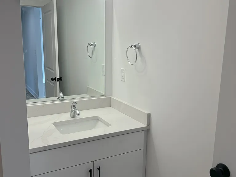 50 Clifford Rd #3-6 — Photo 8