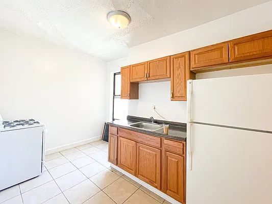 Rented by Blackwater Associates Inc. | media 6