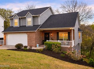 514 Orchard Dr, Clinton, TN 37716