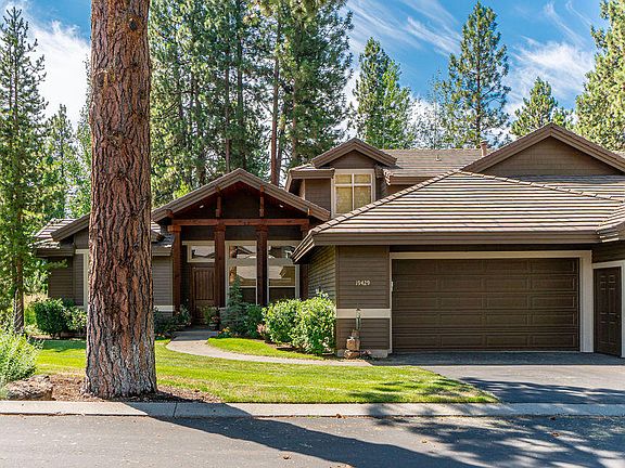 4th image of 19429 Ironwood Cir