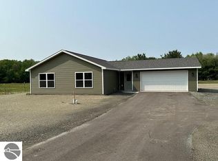 5178 Norton Rd, Grawn, MI 49637