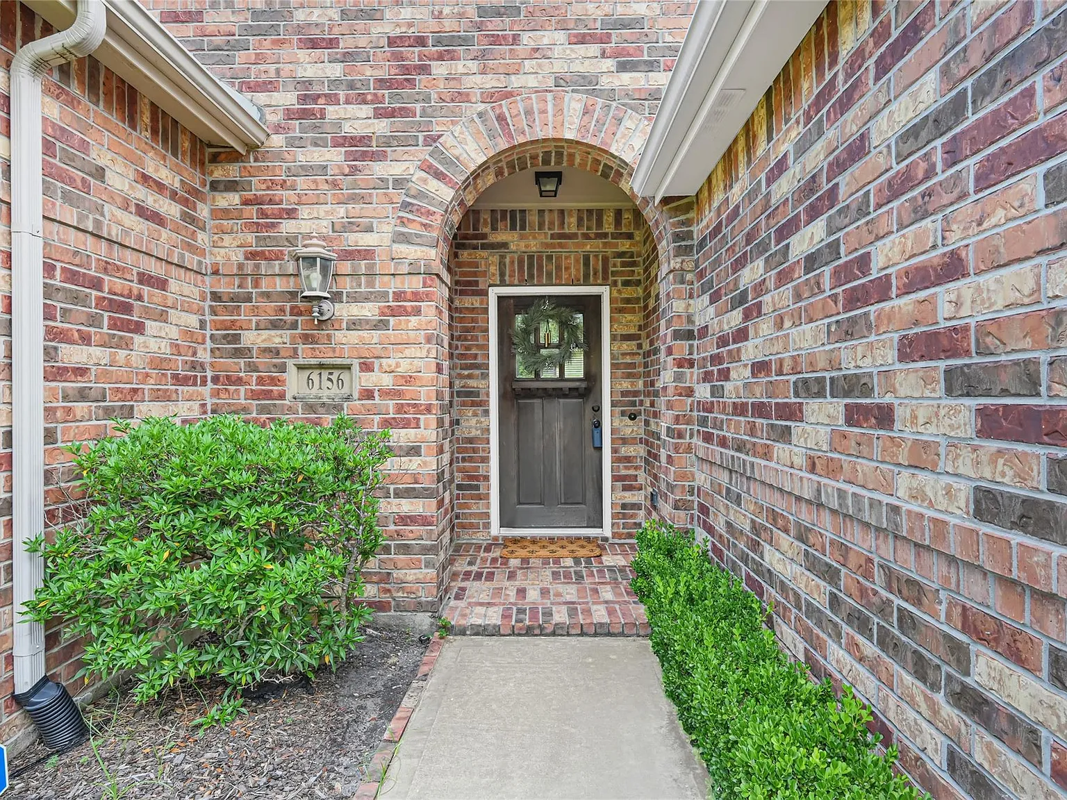 4 bed, 3.0 bath, 2191 sqft, $2,750 — Photo 3