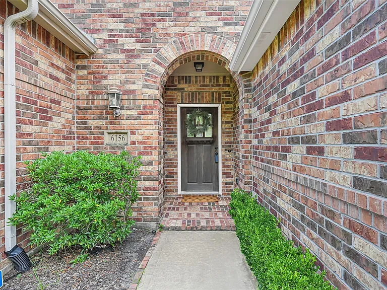6156 Flint Ct — Photo 3