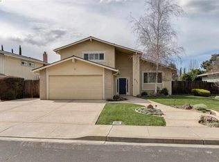 877 Geraldine St, Livermore, CA 94550
