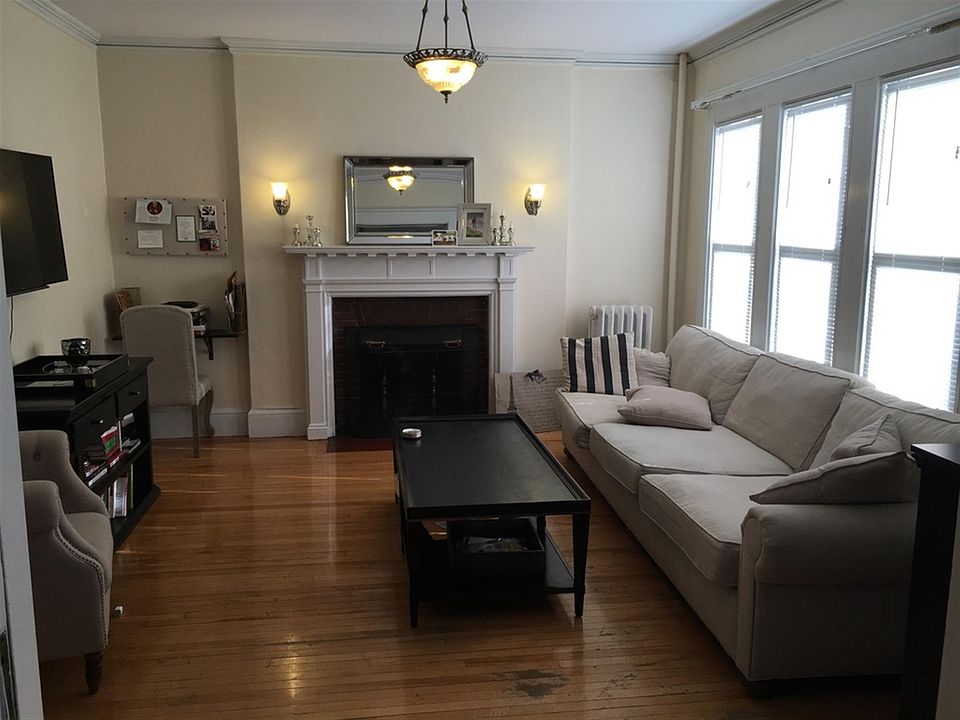 1st image of 82 Prescott St #37