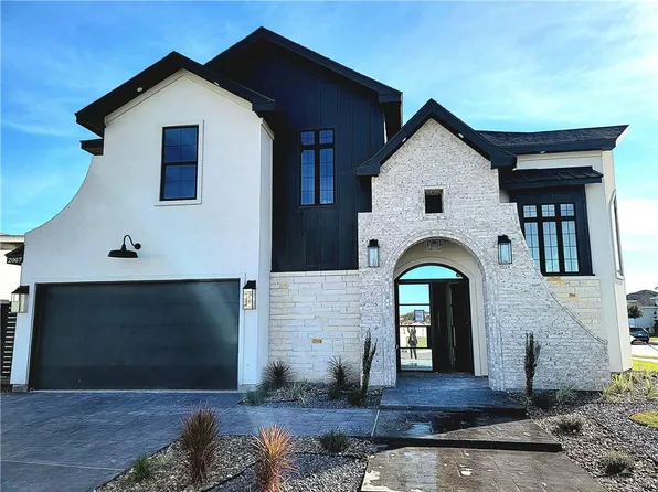 2700 E Giorgio Dr, Edinburg, TX 78542