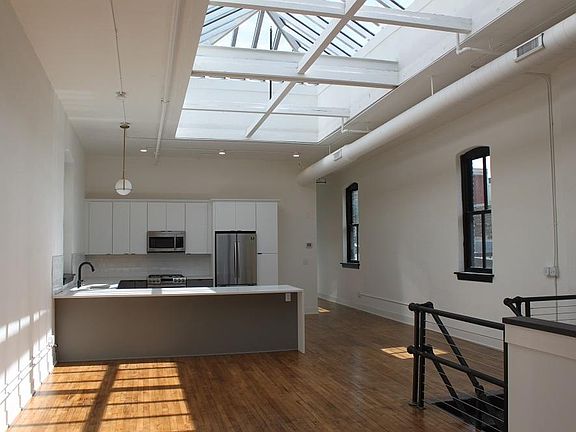 Amazing loft feel as soon as you enter.