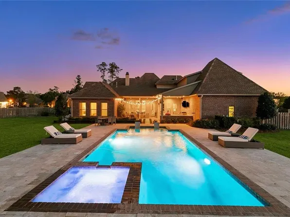 420 S Fairway Dr, Madisonville, LA 70447