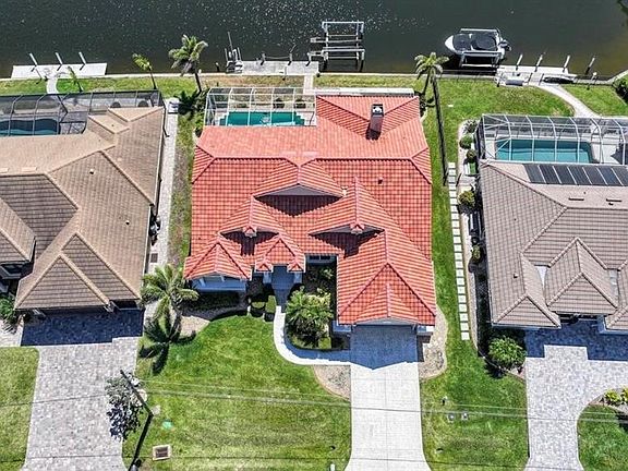 3rd image of 341 Segovia Dr