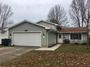 133 Notre Dame Cir, Elyria, OH 44035