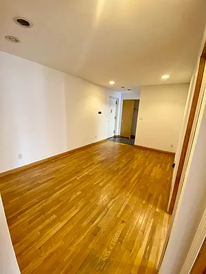 Rented by Fairbank Properties LLC | media 21