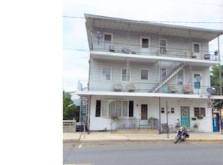 27 E Main St, Tremont, PA 17981