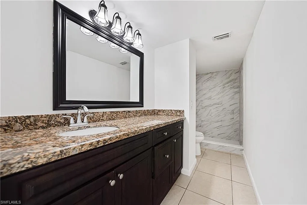 2 bed, 2.0 bath, 1252 sqft, $2,300 — Photo 4