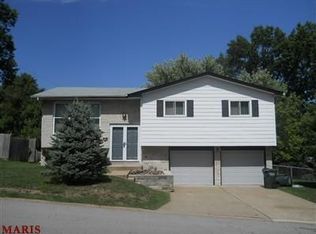 2652 Diane Dr, Arnold, MO