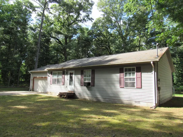 250 E Cedar Rd, Twin Lake, MI 49457