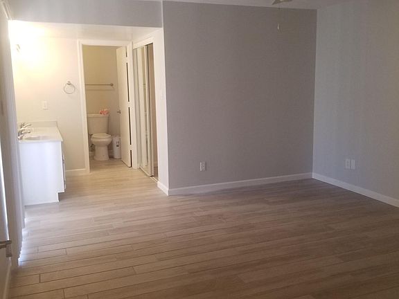 4th image of 9345 N 92nd St Unit 117