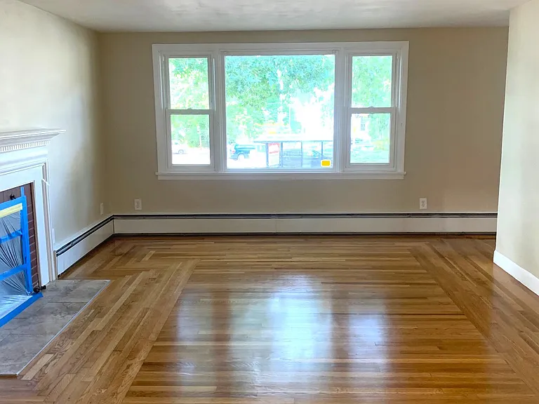 652 East Ave — Photo 6