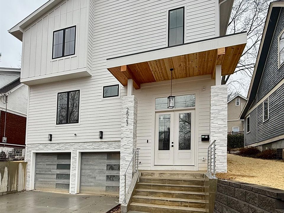 1st image of 2523 Ridgeland Pl