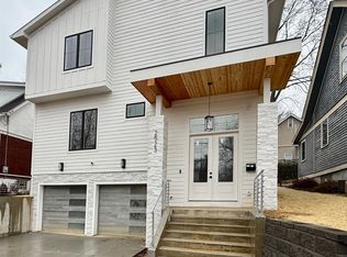 2523 Ridgeland Pl, Cincinnati, OH 45212