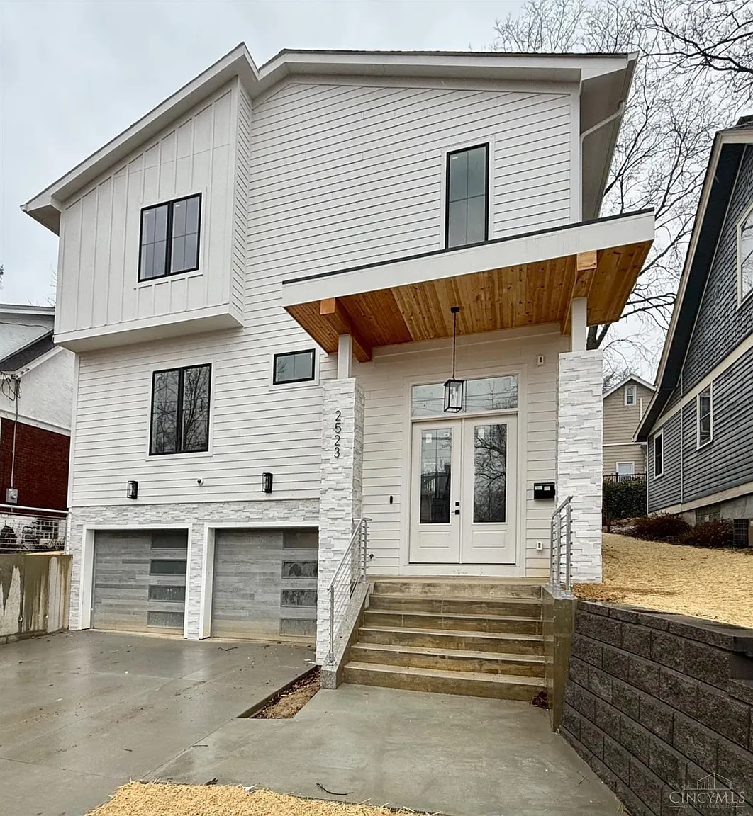 2523 Ridgeland Pl photo 1