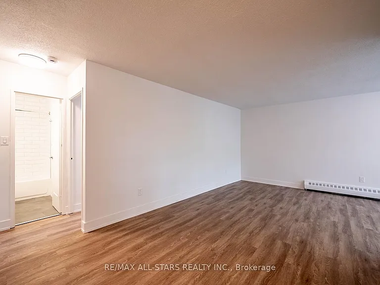 7 Albert St #317 — Photo 5