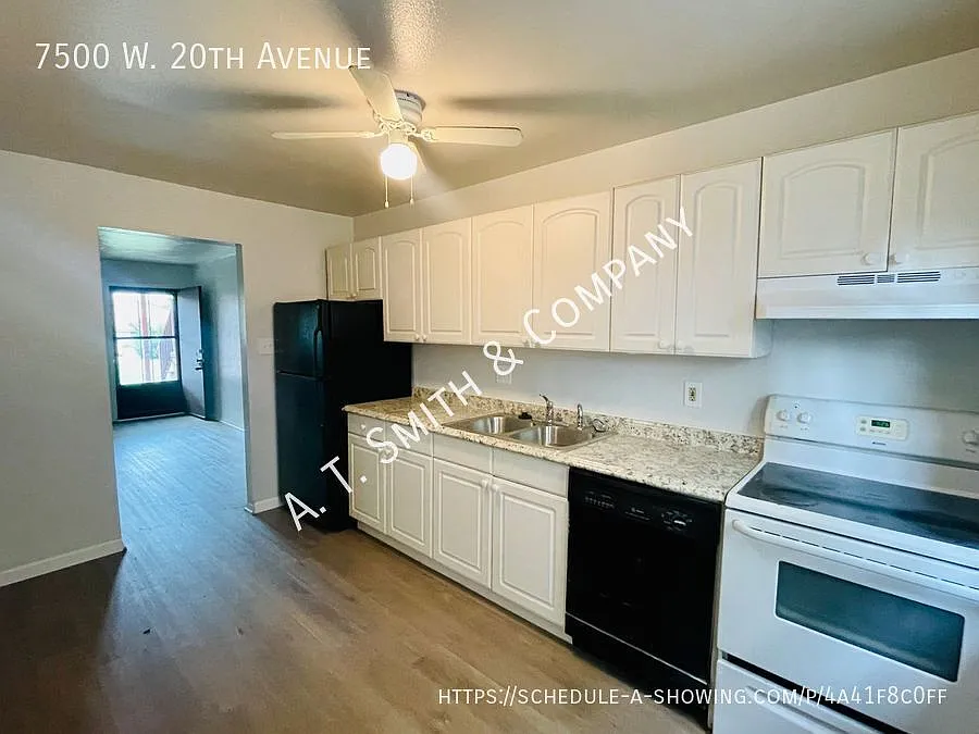 2-Bedroom Apartment with Central A/C Near Sloan's Lake & Colorado Mills — Photo 3
