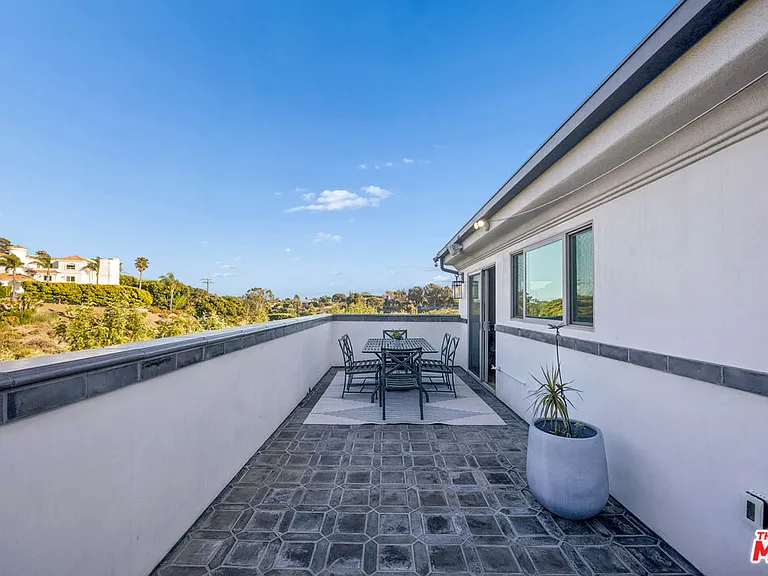 28935 W Beach Ln — Photo 18