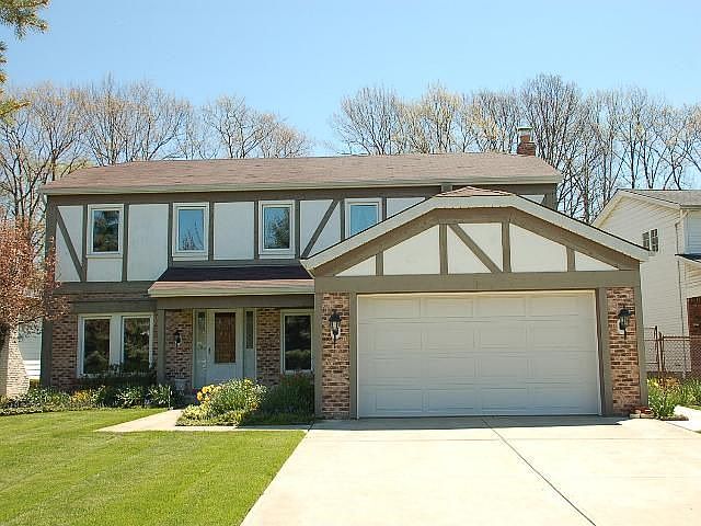 1st image of 17026 Beaver Cir