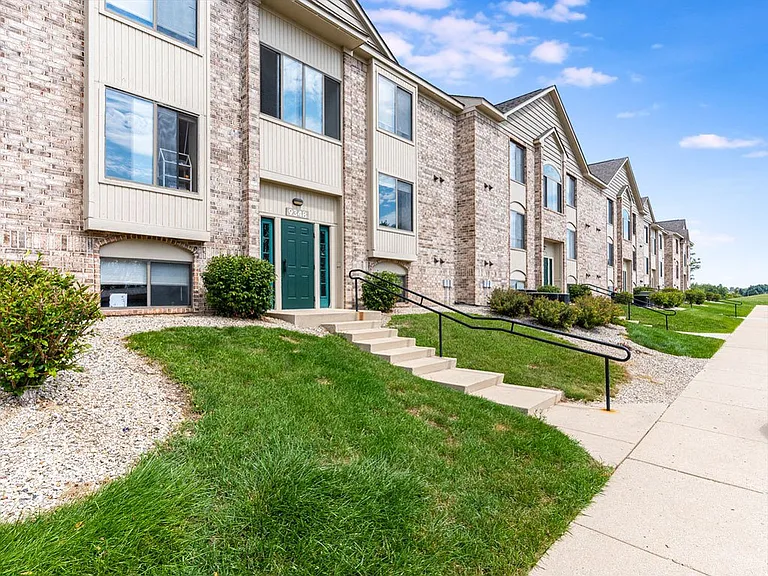 Oak Shores Apartments — Photo 45