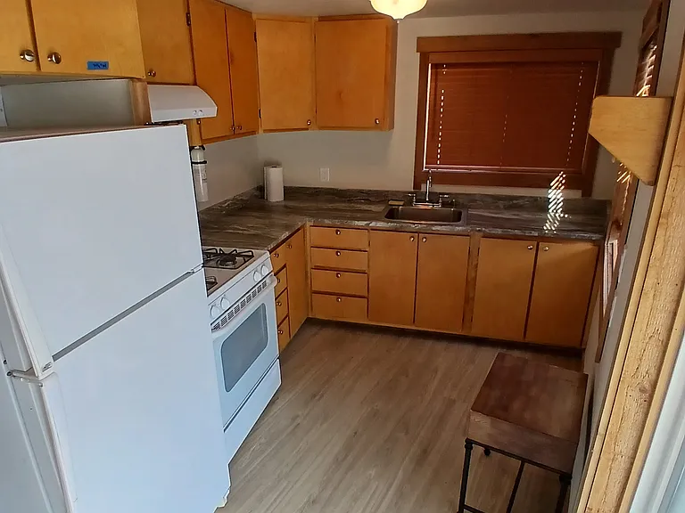 1475 Garfield Bay Rd #B — Photo 6