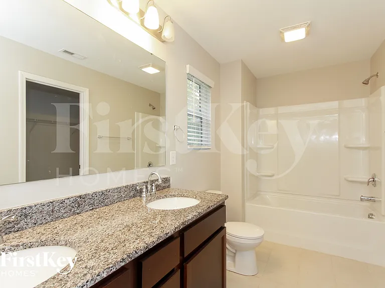 3927 Tersk Dr — Photo 9