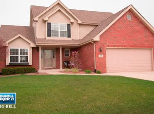 919 W Locust Ln, Peotone, IL 60468