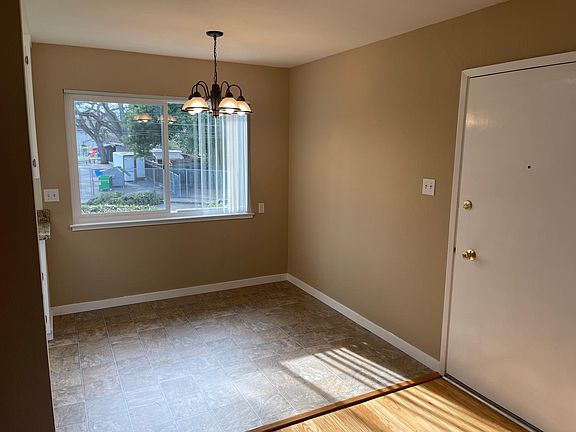 3rd image of 1690 Kentfield Ave
