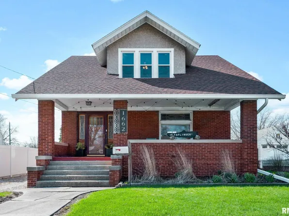 1662 E Main St, Galesburg, IL 61401