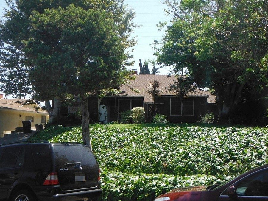 1st image of 3812 Carmona Ave